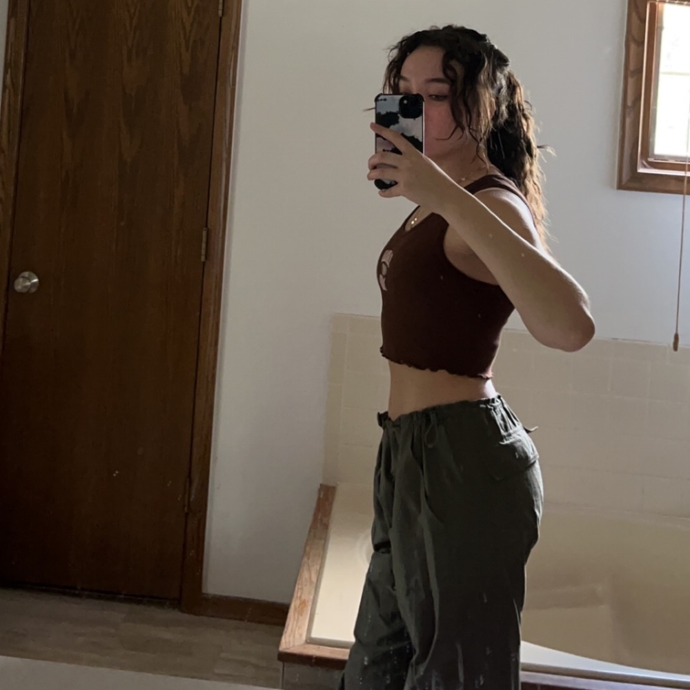 Meet your Posher, Gabi